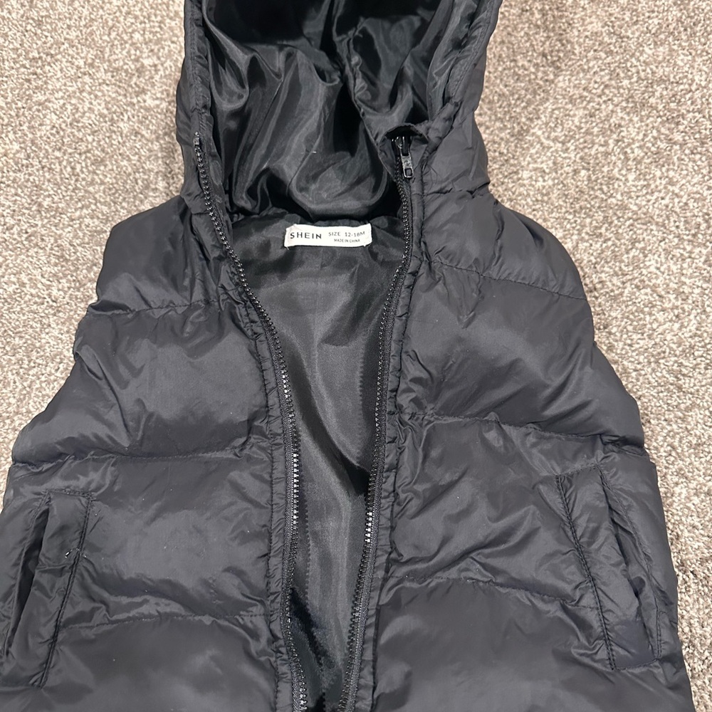 SHEIN Kids Charcoal Puffer Coat